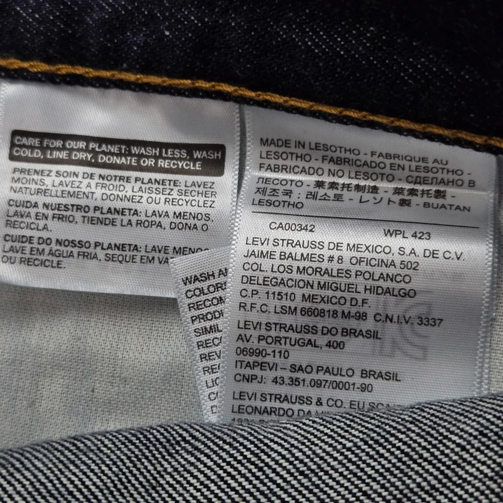 Levis 505 Regular Fit Jeans Mens 31x32 Dark Indigo Blue Denim Straight Deadstock